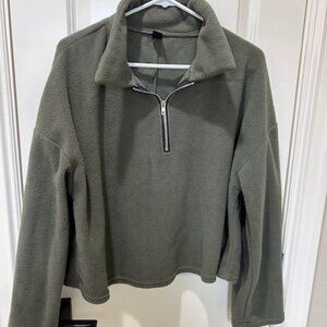 Cropped Half Zip Fleece Crewneck Sweatshirt